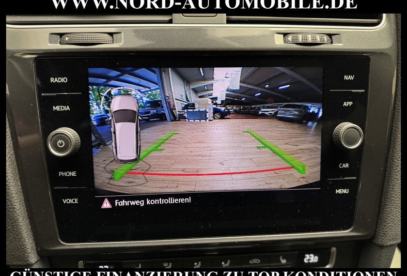 Volkswagen Golf Golf Variant R-Line 2.0 TDI DSG Navi/Kamera/