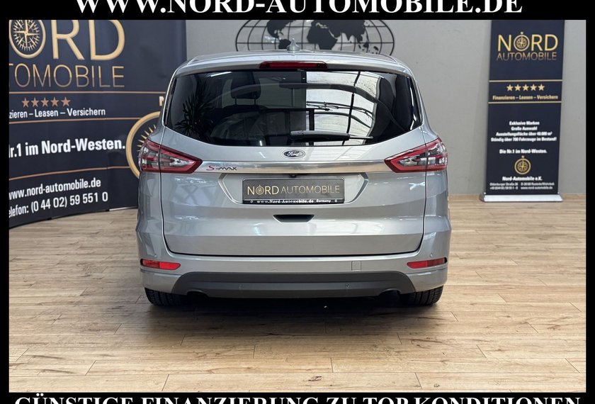 Ford S-Max S-MAX Titanium *LEDER*PANO*STHZ*NAV*UPE:52