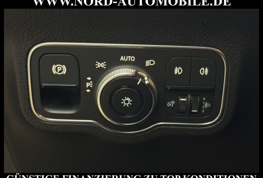 Mercedes-Benz GLB 200 GLB 200 d Style *AHK*Pano*StHz*Kam*Leder*Memory*