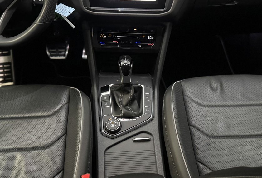 Volkswagen Tiguan Allspace Tiguan Allspace R-Line 4M Black Style *LEDER*AHK