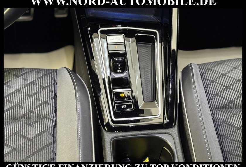 Volkswagen Golf Golf VIII Variant 2.0 TDI DSG R-Line AHK/Dig.Coc