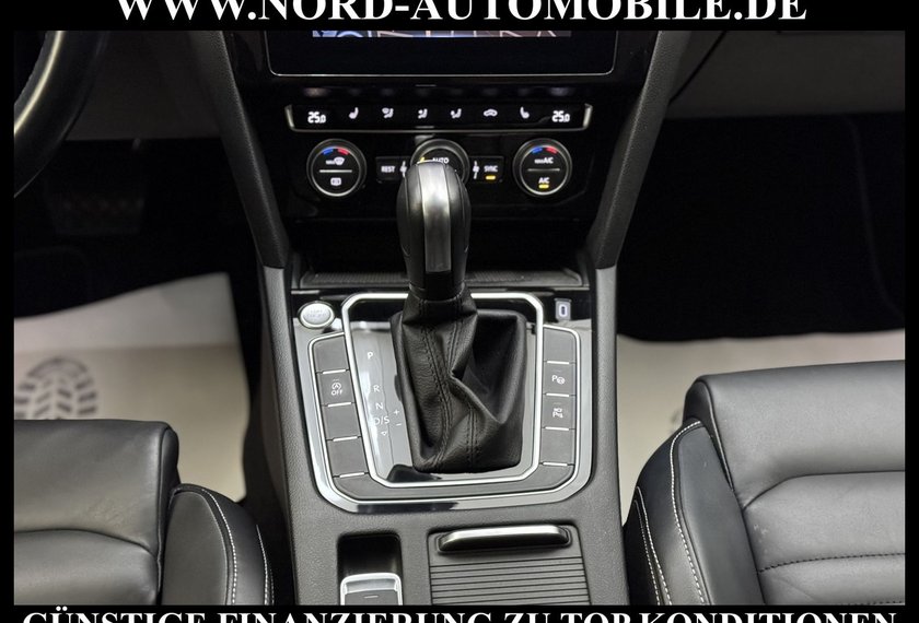 Volkswagen Passat Passat Lim. 2.0 TSI DSG Elegance Leder/Matrix/18