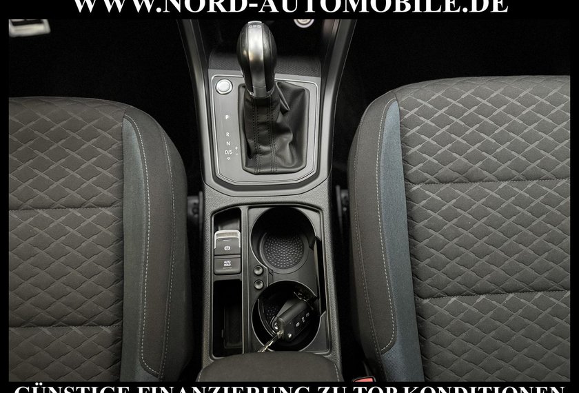 Volkswagen Touran Touran IQ.Drive 1.6 TDI DSG 7-Sitzer/Navi/Kamera