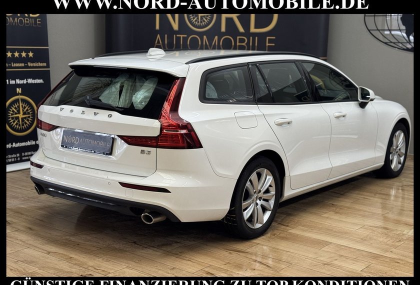 Volvo V60 V60 Kombi B3 B Momentum *LED*Navi*Kamera*SHZ*17Z