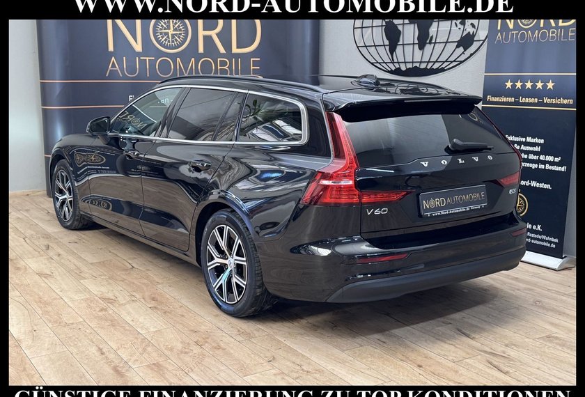 Volvo V60 V60 Kombi B3 Core *NAVI*LED*4xSHZ*UPE:53