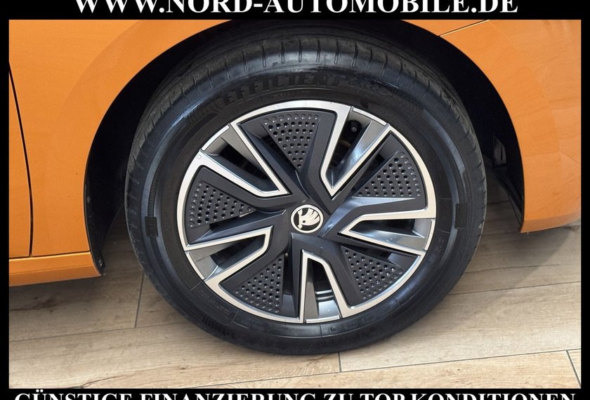 Skoda Fabia Fabia Ambition Tour 1.0 MPI LED/PDC/Klima/16