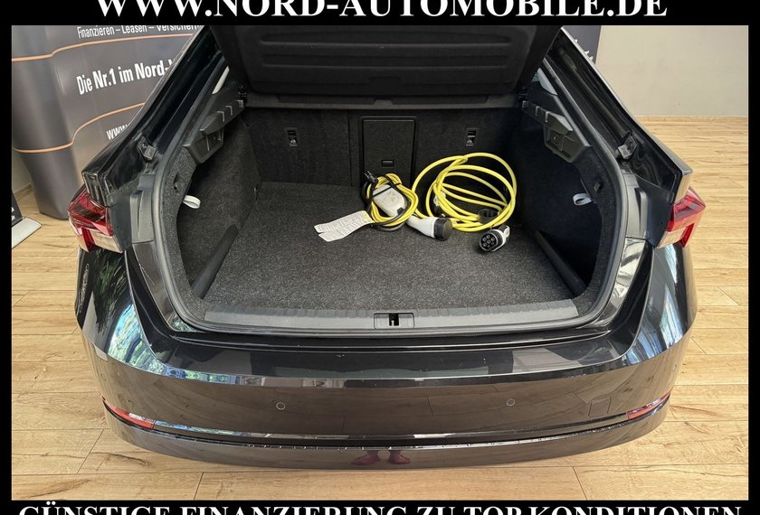 Skoda Octavia Octavia iV Limousine Style 1.4 TSI DSG Head-Up