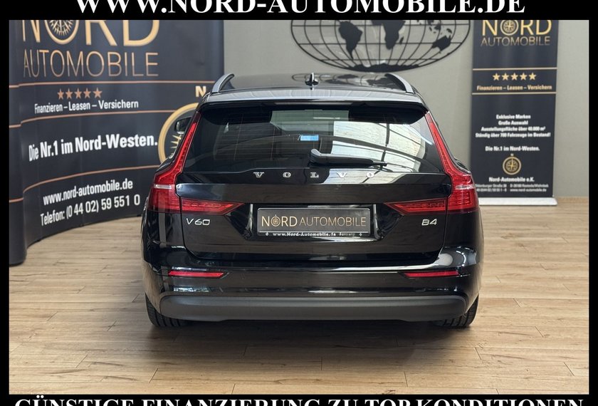 Volvo V60 V60 Kombi B4 D CORE *AHK*NAVI*LED*4xSHZ*UPE:57