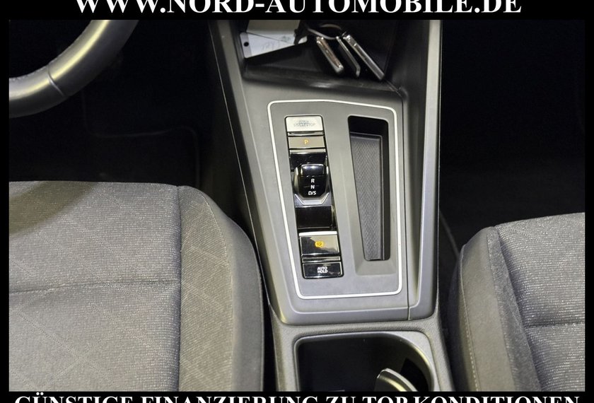 Volkswagen Golf Golf Variant Life 2.0 TDI DSG Kamera/Navi/LED