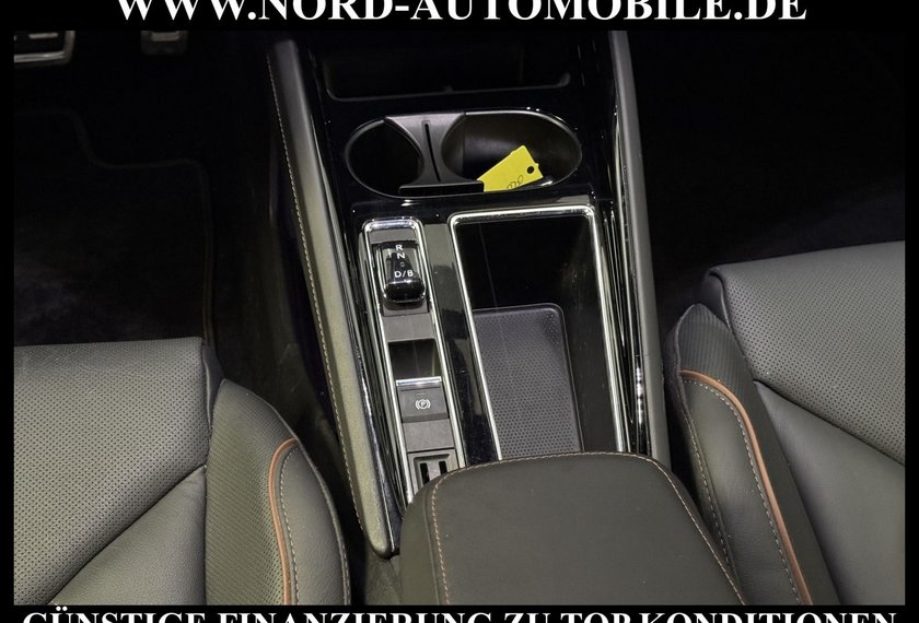 Skoda Enyaq Enyaq iV 80 x Founders Edition Suite AHK/21/Wärm