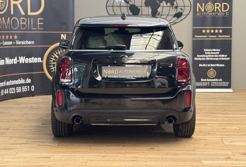 MINI Cooper Countryman Cooper Countryman S ALL4 Essential Trim *LED*NAV