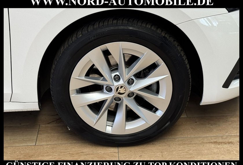 Skoda Octavia Octavia iV Combi Ambition 1.4 TSI DSG Virt.Cockp