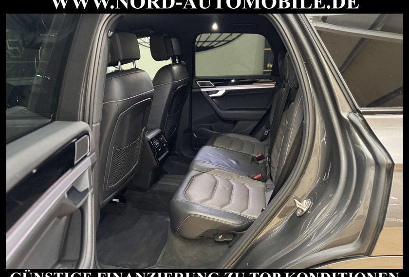 Volkswagen Touareg Touareg R-Line Black Style 4MOT 3.0 TDI Luft/21/