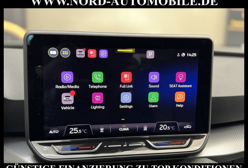 Seat Leon Leon Sportstourer 1.5 TSI Style *LED*CARPLAY*KAM