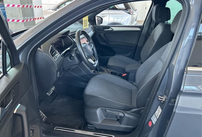 Volkswagen Tiguan Tiguan 1.5 TSI Move DSG Dig.Cockpit/Kamera/AHK