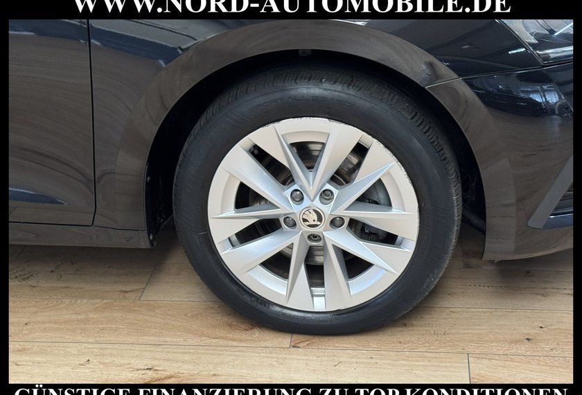 Skoda Octavia Octavia iV Combi Ambition 1.4TSI DSG Teilleder