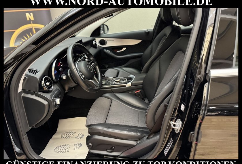 Mercedes-Benz C 300 C 300 T d EXCLUSIVE *AHK*LED*DISTRO*LEDER