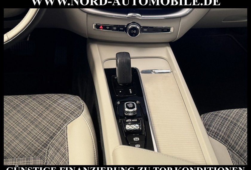 Volvo XC60 XC60 B4 D Momentum Pro *AHK*Pano*StHz*Kamera*LED