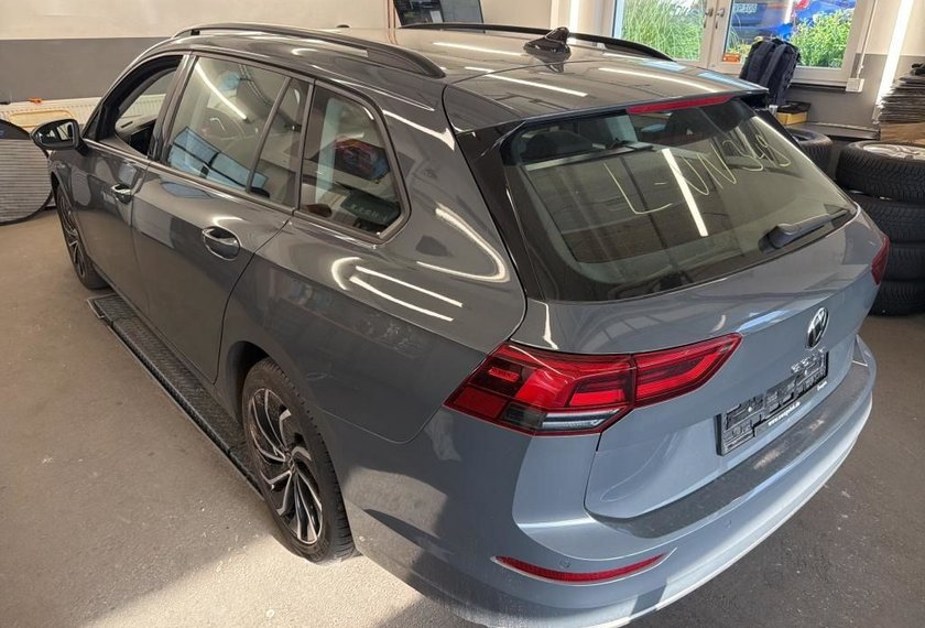 Volkswagen Golf Golf Variant 2.0 TDI Life DSG Navi/LED/ACC/PDC