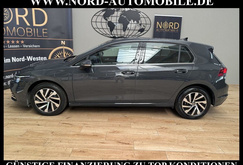 Volkswagen Golf Golf Style 1.4 TSI eHybrid DSG Kamera/Navi/LED