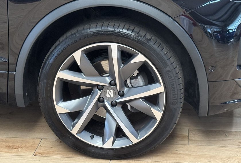 Seat Tarraco Tarraco FR 1.5 TSI DSG 7-Sitzer/20/Pano/AHK