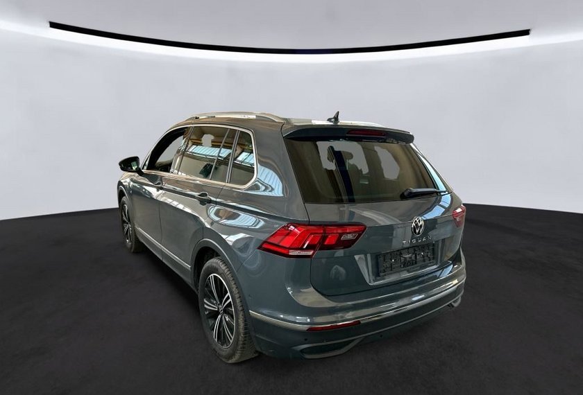Volkswagen Tiguan Tiguan 1.5 TSI Move DSG Dig.Cockpit/Kamera/AHK