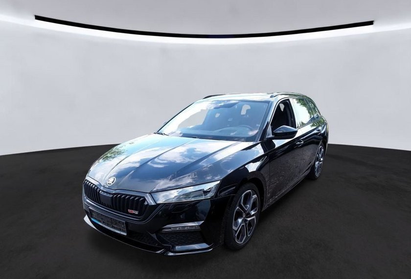 Skoda Octavia Octavia Combi 2.0 TSI RS Plus DSG Pano/HeadUp/19