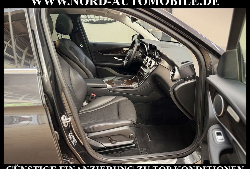 Mercedes-Benz GLC 220 GLC 220 d 4M AMG *LED*Distro*Wide*AHK*Pano*