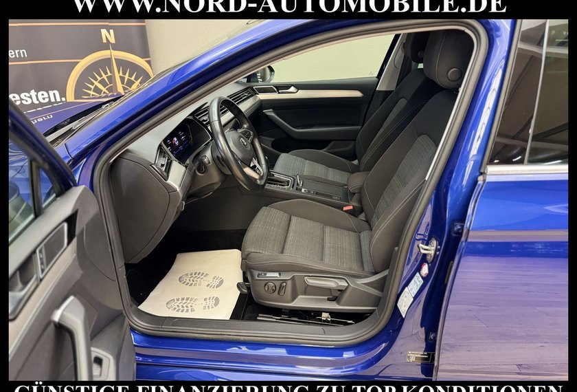 Volkswagen Passat Passat Lim. 2.0 TDI DSG R-Line Dig.Cockpit/StHz/