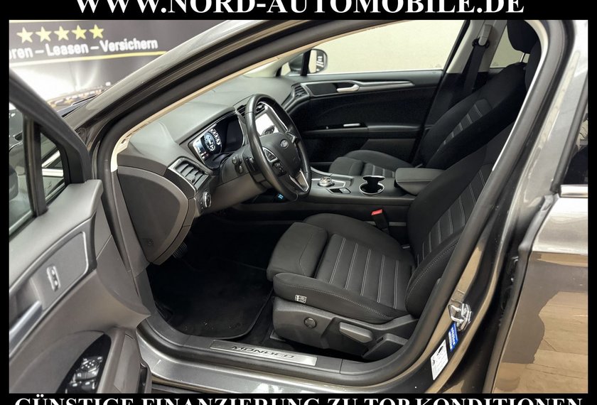 Ford Mondeo Mondeo Turnier 2.0 EB Titanium *AHK*ACC*KAM*LED*