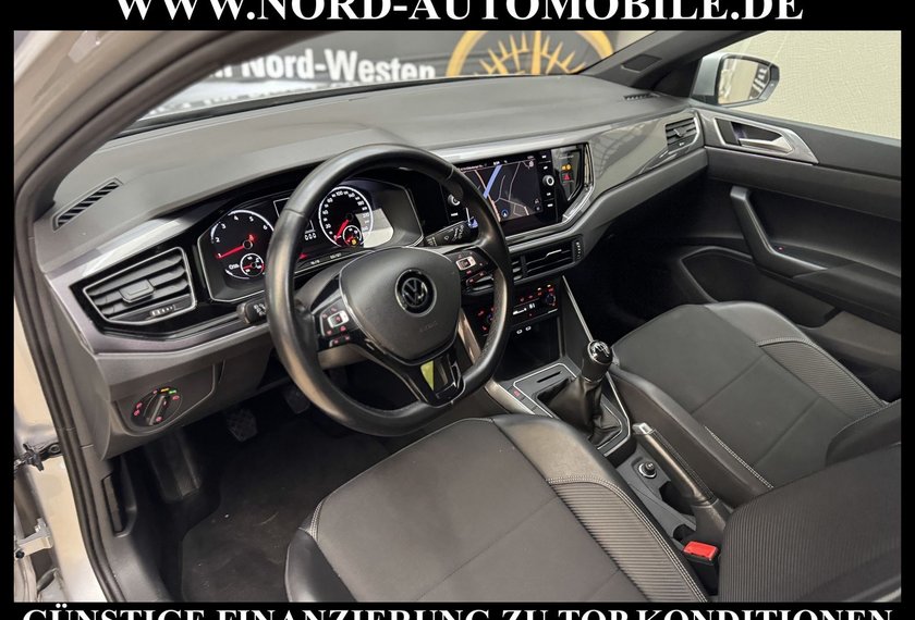 Volkswagen Polo Polo Highline 1.0 TSI Navi/LED/PDC/15/SHZ