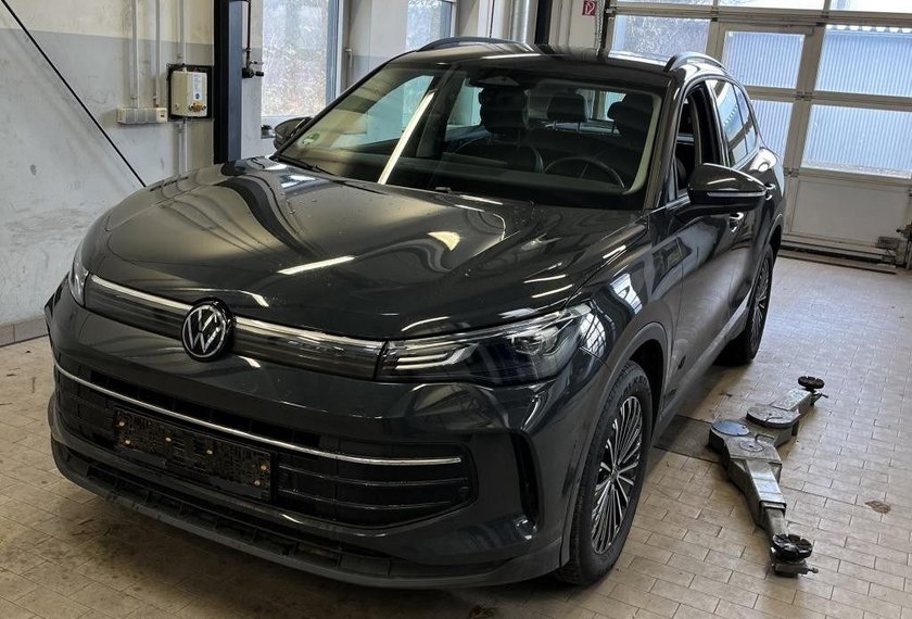 Volkswagen Tiguan Tiguan Life 2.0 TDI 4-MOT DSG*AHK*18Z*DCC*UPE:56