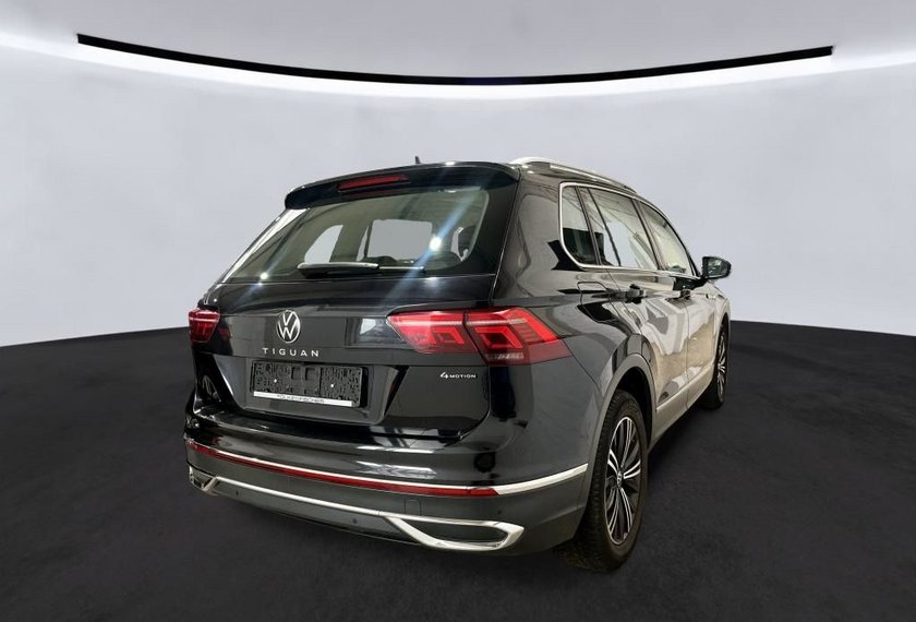 Volkswagen Tiguan Tiguan Elegance 4MOT 2.0 TDI DSG Leder/Pano/AHK/