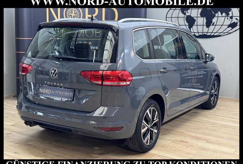 Volkswagen Touran Touran Highline 2.0 TDI DSG 7-Sitzer/Pano/AHK/17