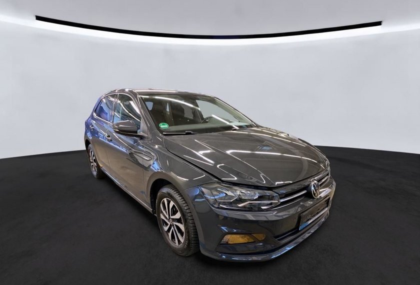 Volkswagen Polo Polo ACTIVE 1.0 MPI Kamera/Navi/SHZ/15