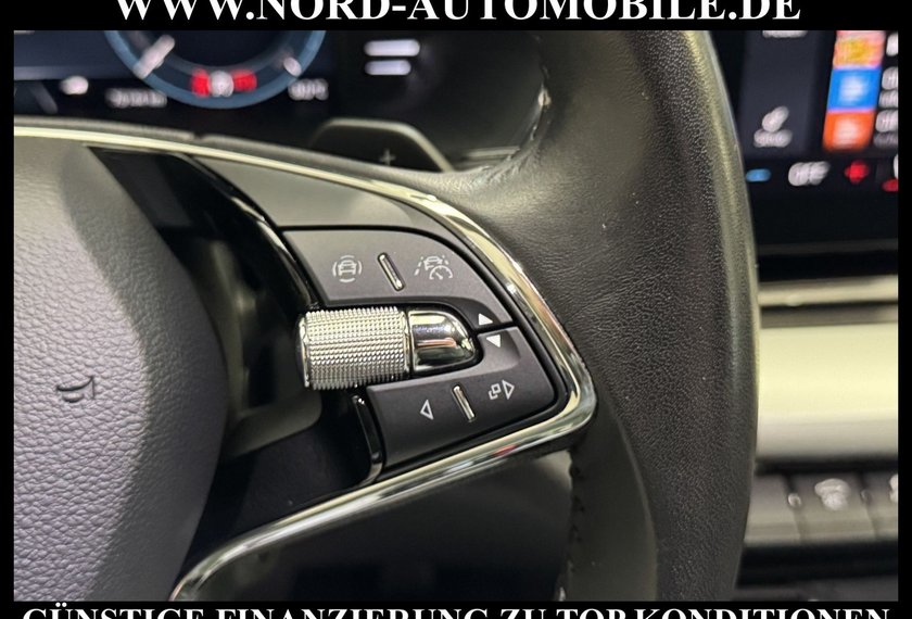 Skoda Octavia Octavia iV Combi Style 1.4 TSI DSG Head-Up/Navi/