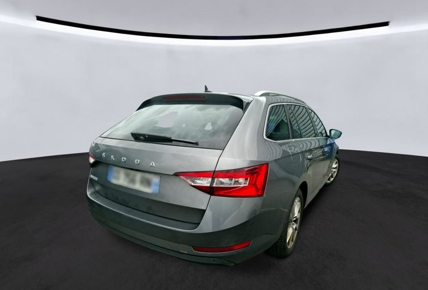 Skoda Superb Superb Combi Ambition 2.0 TDI  DSG Kamera/Virt.C