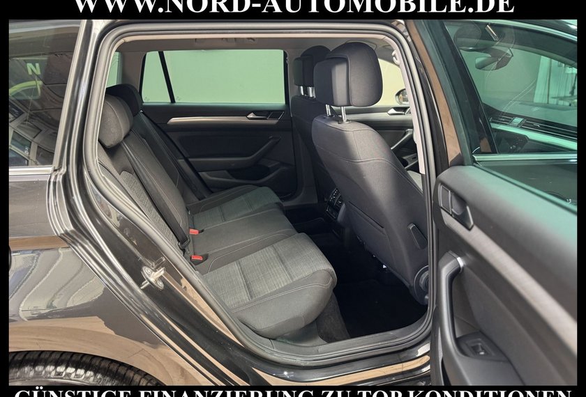 Volkswagen Passat Variant Passat Variant Business 1.5 TSI DSG AHK/Navi/LED