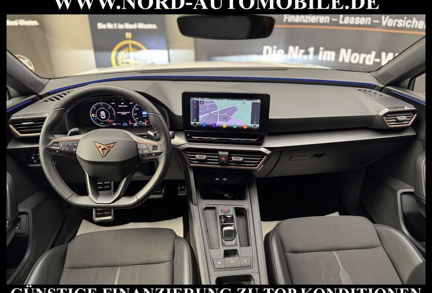 Cupra Leon Leon VZ 1.4 TSI e-Hybrid DSG Kamera/19/LED/Navi