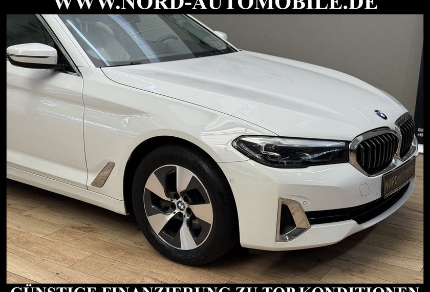 BMW 520 520 d Touring Luxury Line MJ2021*AHK*PANO*LIVECP