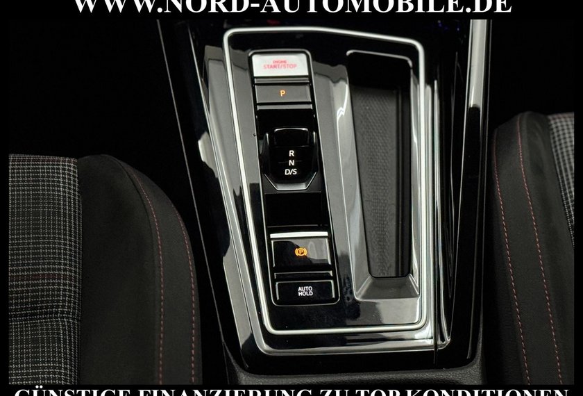 Volkswagen Golf Golf GTI 2.0 TSI DSG Black Style 19/ACC/Navi/LED