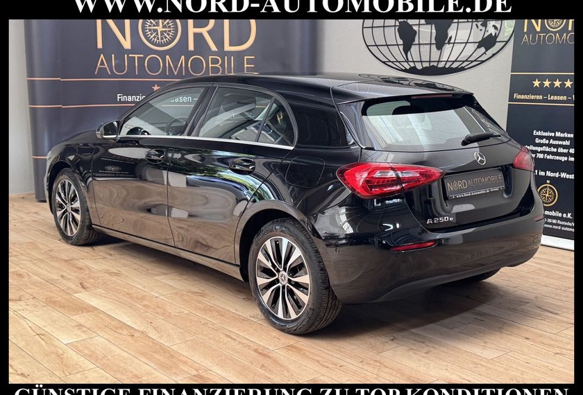 Mercedes-Benz A 250 A 250 e DCT STYLE *UPE:45*NAV*KAM*17Z*LEDER*