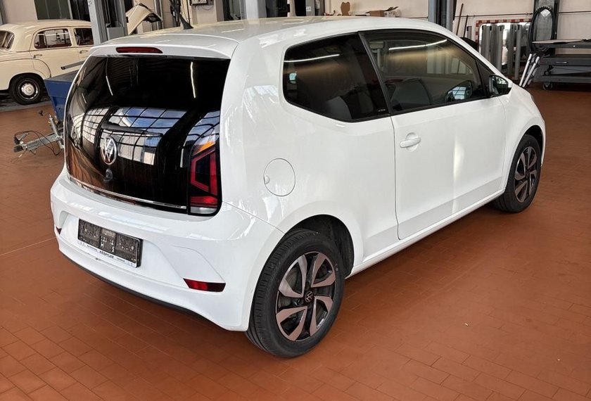 Volkswagen up! up! move up! ACTIVE 1.0 MPI Klima/SHZ/Alufelgen