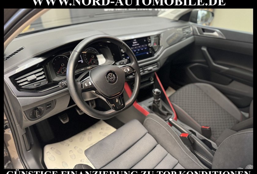 Volkswagen Polo Polo 1.0 TSI Join Navigation*PDC*SHZ*15&apos;&apos;*