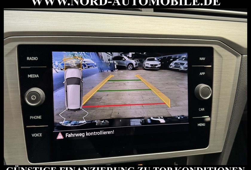 Volkswagen Passat Variant Passat Variant 2.0 TDI DSG AHK/Kamera/Navi/LED