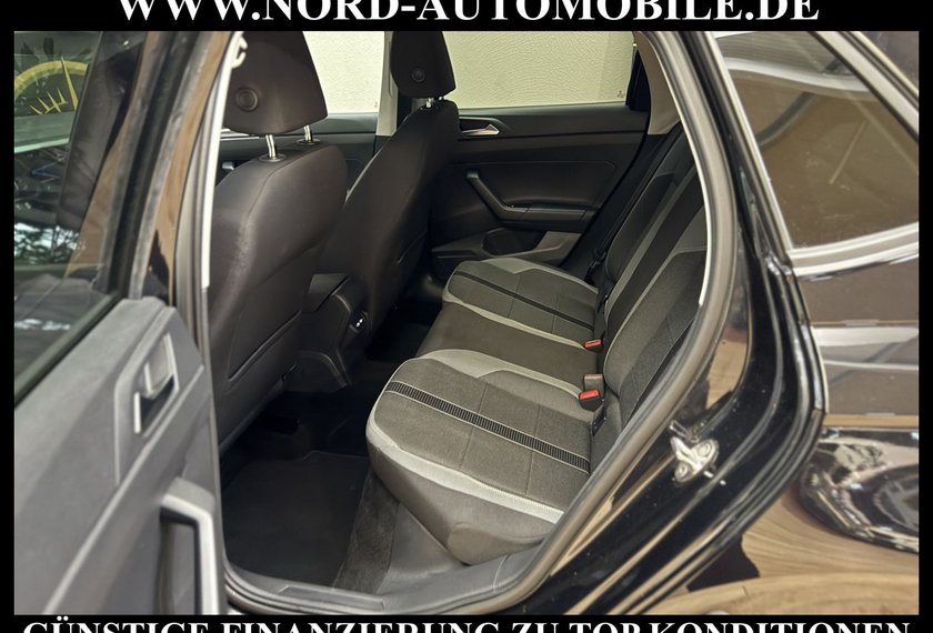 Volkswagen Polo Polo R-Line 1.0 TSI DSG Dig.Cockpit/Navi/LED