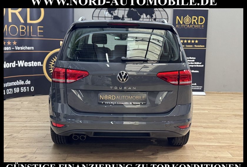 Volkswagen Touran Touran Highline 2.0 TDI DSG 7-Sitzer/Pano/AHK/17