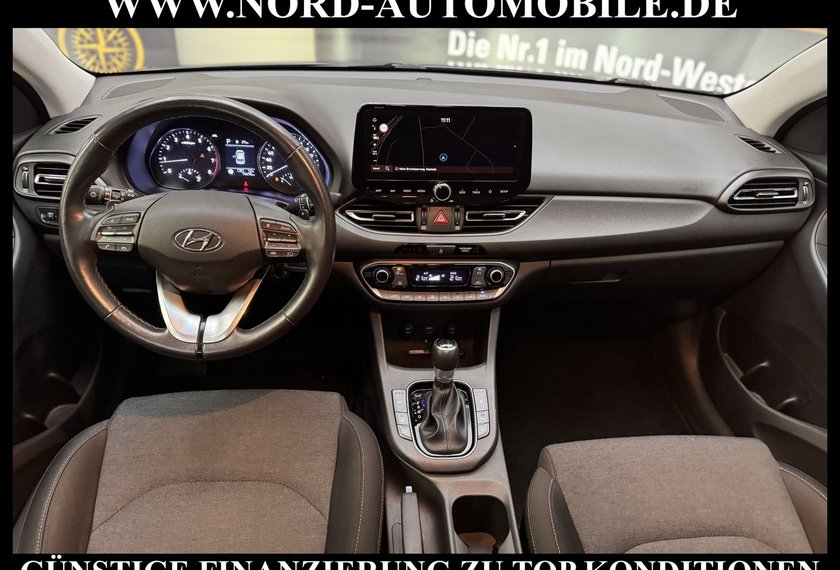 Hyundai i30 i30 cw Automatik *LED*Navi*Kamera*SHZ*PDC*