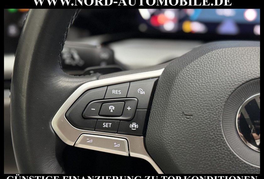 Volkswagen Golf Golf VIII Lim.1.5 eTSI DSG Head-Up/Side&amp;Lane/Nav