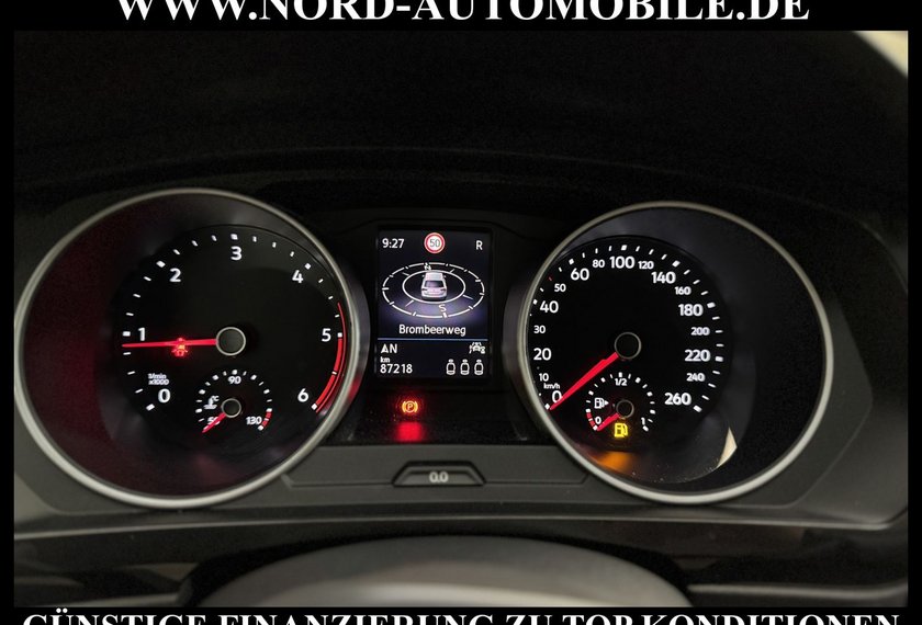 Volkswagen Tiguan Tiguan Life 2.0 TDI DSG Area View/AHK/Navi/LED